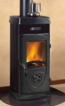 NORDICA-EXTRAFLAME SUPER MAX 6 Kw.(negro antracita o verde) Revestimiento exterior de acero esmaltado (mate) Puertas ycabezal de hierro fundido  Abertura acordeón de la puerta Sacude-rejilla accionable desde el exterior